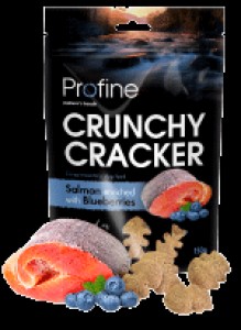 Profine crunchy cracker salmon enriched with blueberries